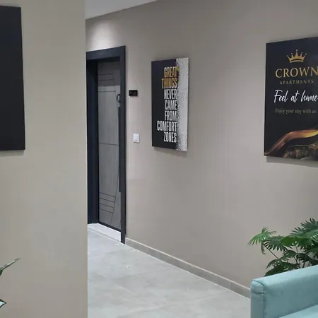 Crown Apartment Golem (Tirana)